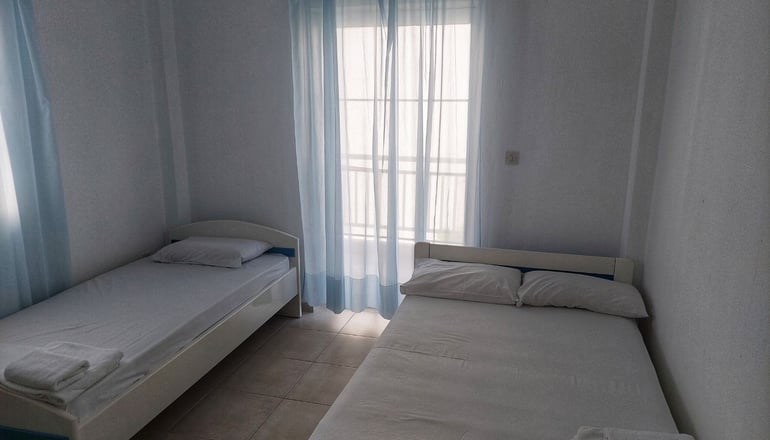 Mare Rooms