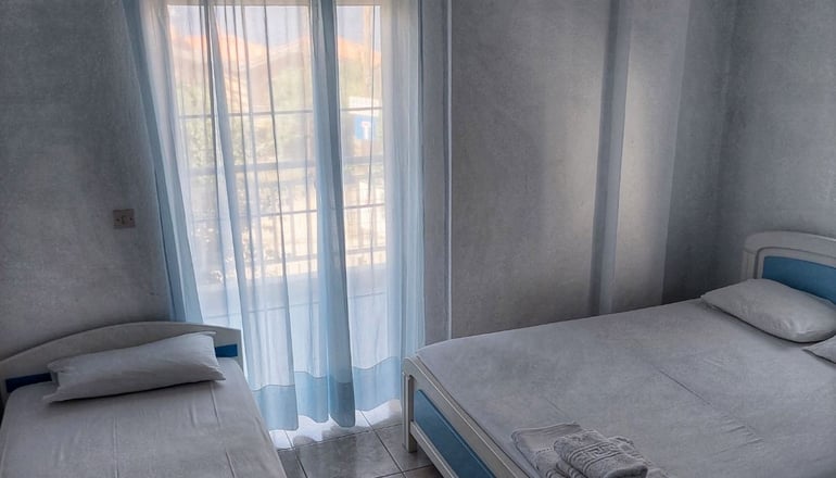Mare Rooms
