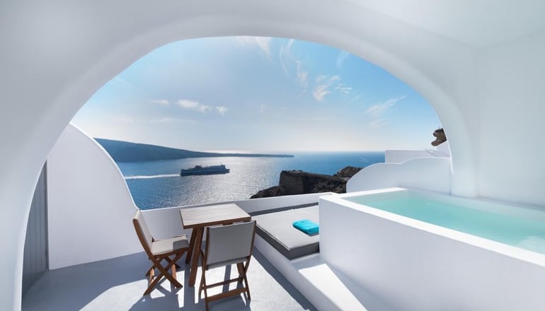 5* Maregio Suites Santorini