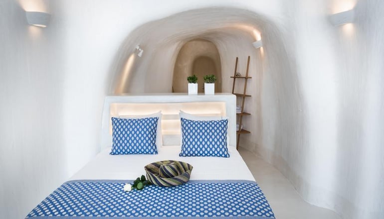 5* Maregio Suites Santorini