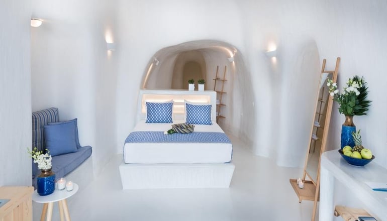 5* Maregio Suites Santorini