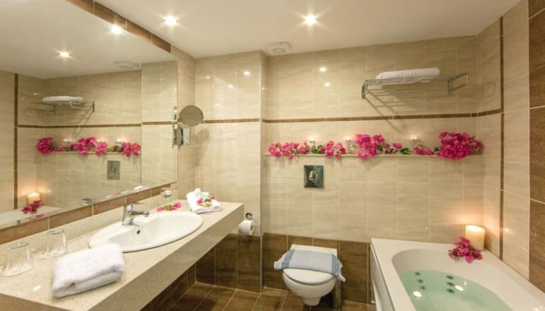 Marianna Palace Hotel