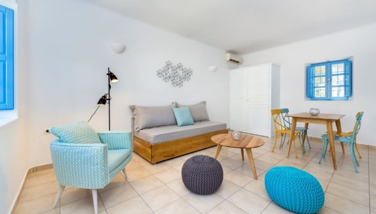 4* Marillia Village Santorini