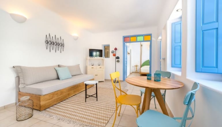 4* Marillia Village Santorini