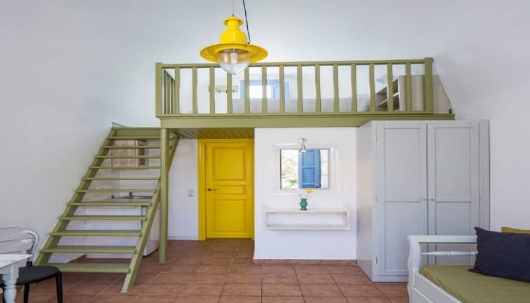 4* Marillia Village Santorini