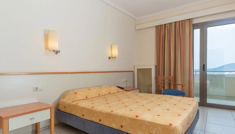 Marmari Bay Hotel