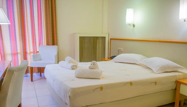 Marmari Bay Hotel