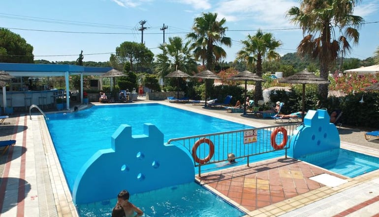 Muses Hotel - Κουκουναριές, Σκιάθος