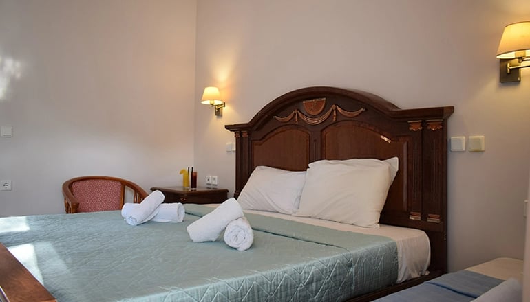 Marzi beach and Bungalows