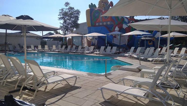 Marzi beach and Bungalows