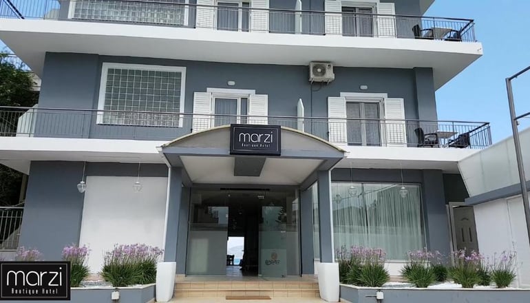 Marzi Boutique Hotel - Νεράντζα Κορινθίας