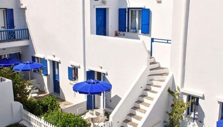Matas Apartments Tinos