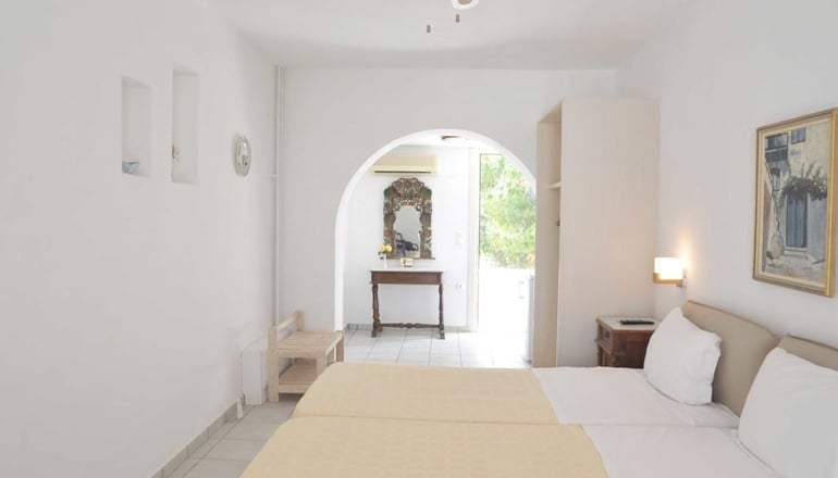 Medusa Beach Resort & Suites - Πλάκα, Νάξος