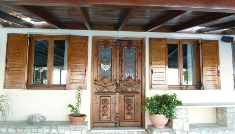 Milia Bay Hotel & Apartment
