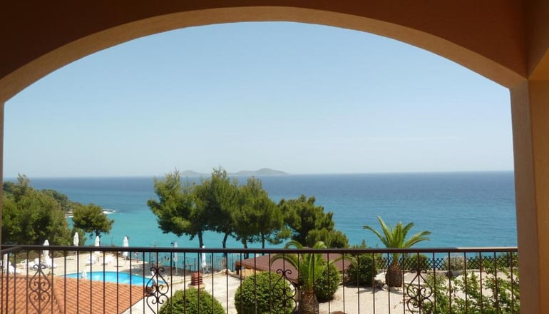 Milia Bay Hotel & Apartment