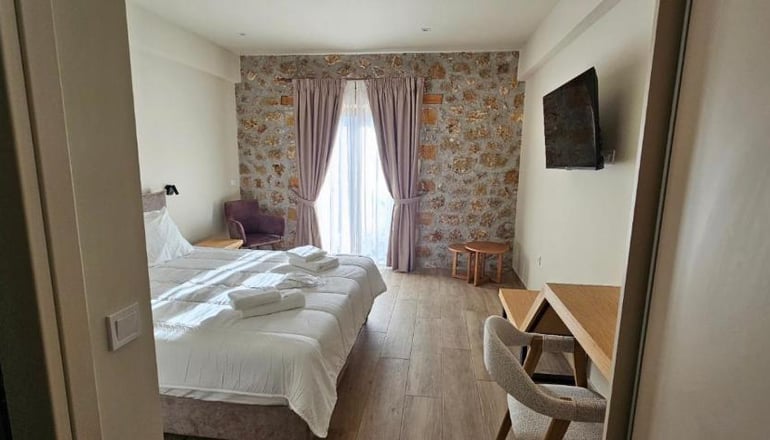 Miltilon Hotel - Τρίκαλα Κορινθίας