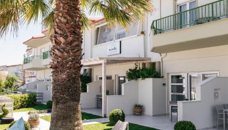 Minthi Boutique Apartments - Χανιώτη, Χαλκιδική