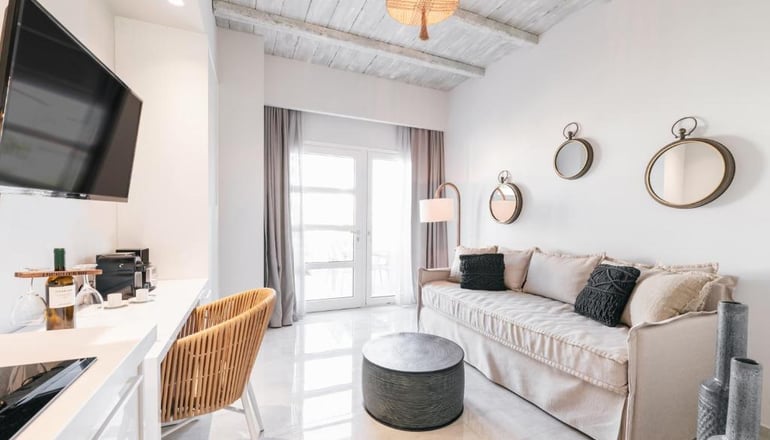 Minthi Boutique Apartments - Χανιώτη, Χαλκιδική