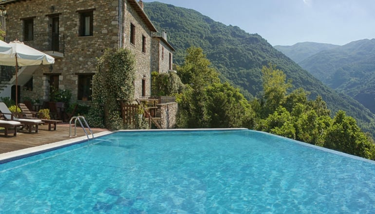 4*Miression Traditional Guesthouse & Holiday House