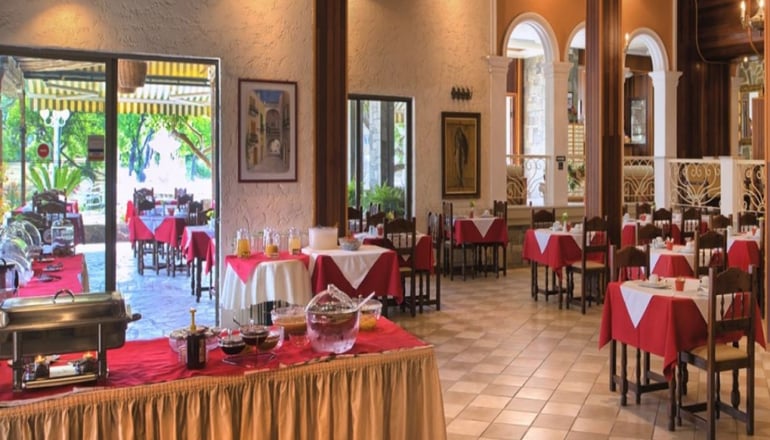 Molfetta Beach Hotel - Γουβιά, Κέρκυρα