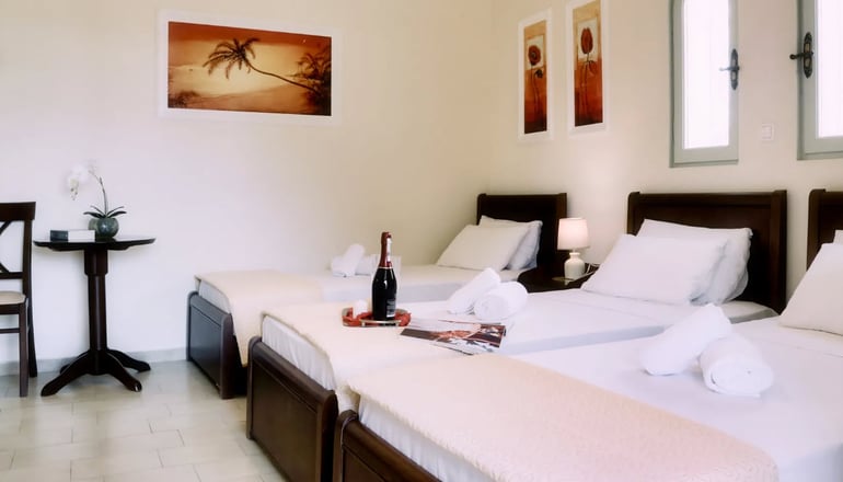 Molfetta Beach Hotel - Γουβιά, Κέρκυρα