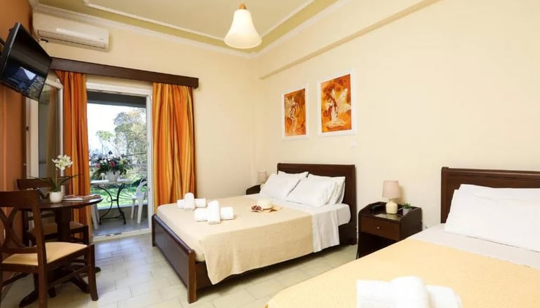 Molfetta Beach Hotel - Γουβιά, Κέρκυρα
