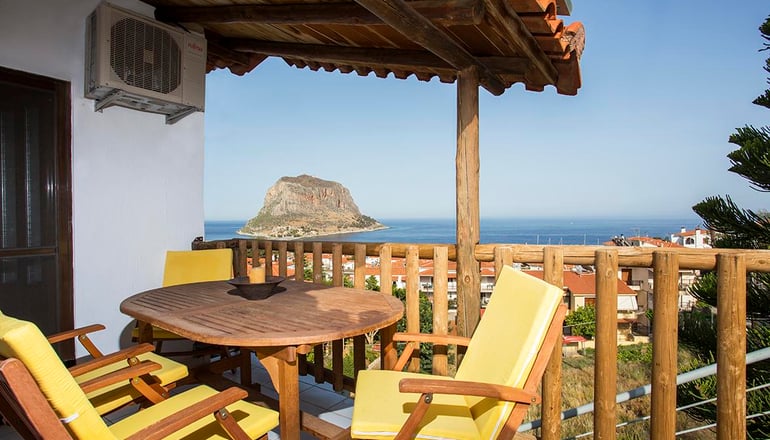 Monemvasia Green Apartments - Μονεμβασιά