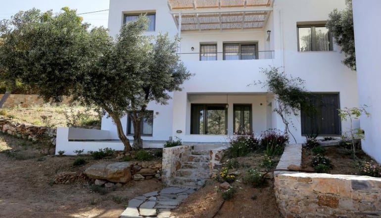 Mourtzanakis Residence