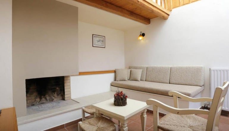 Mourtzanakis Residence