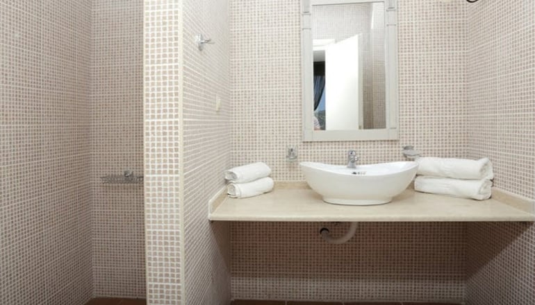 Mourtzanakis Residence