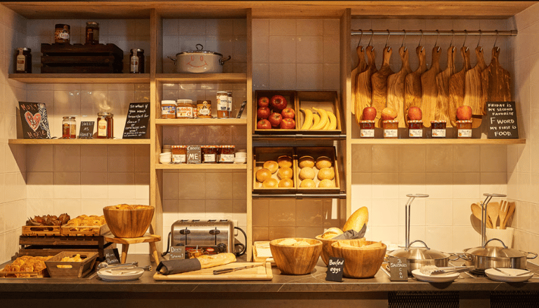 Moxy Patra Marina by Marriott International - Πάτρα