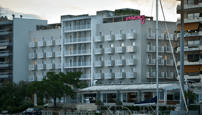 Moxy Patra Marina by Marriott International - Πάτρα