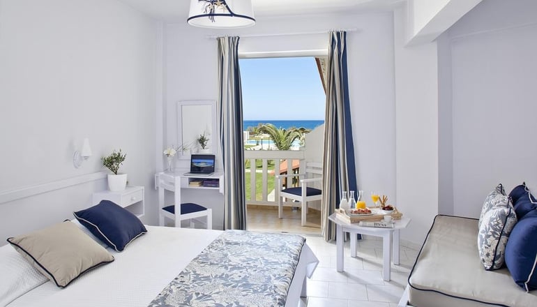 Mrs Chryssana Beach Hotel - Κολυμβάρι, Χανιά, Κρήτη