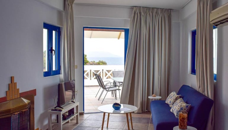 Muses SeaSide Villas