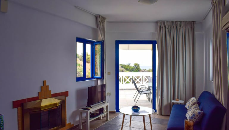 Muses SeaSide Villas