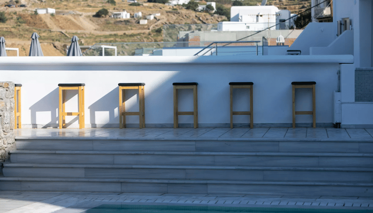 4* George Hotel-  Πλατύς Γιαλός, Μύκονος