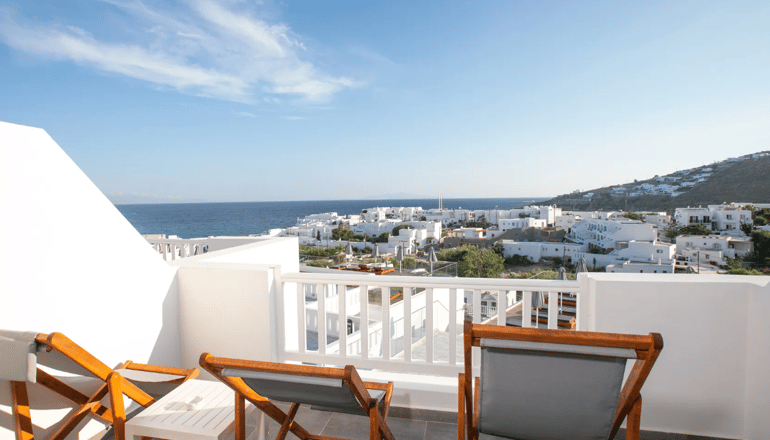 4* George Hotel-  Πλατύς Γιαλός, Μύκονος