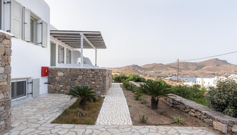 Mykonos Unique Villas by 2 Doors