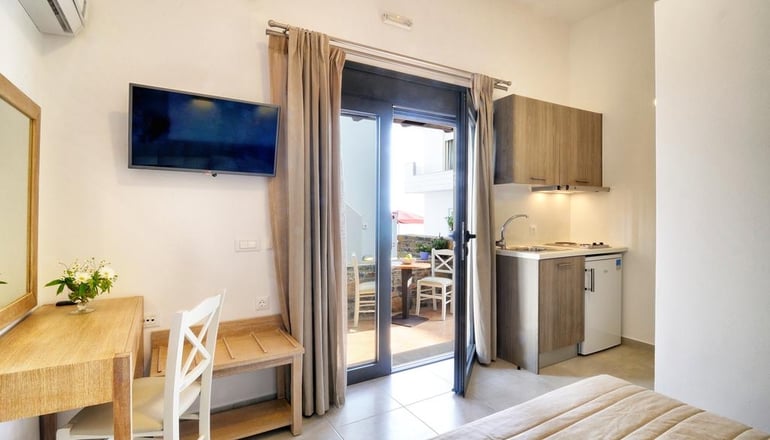 Myrtos Mare Suites Crete