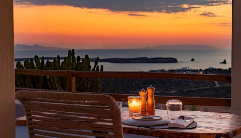 Mythic Exclusive Retreat Paros