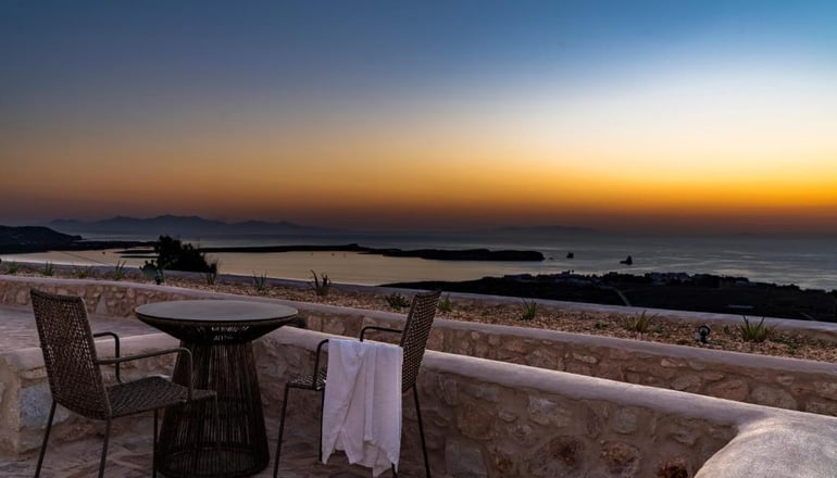 Mythic Exclusive Retreat Paros