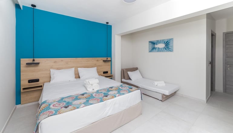 4* Mythic Summer Hotel