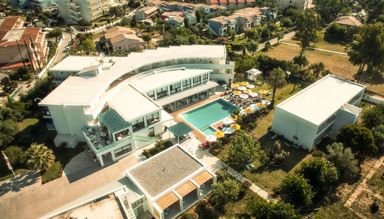 Nasos Hotel & Resort