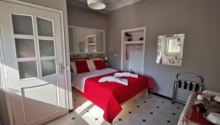 Natalie Apartments - Αρτέμιδα, Λούτσα