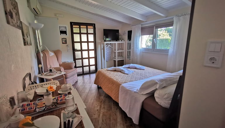 Natalie Apartments - Αρτέμιδα, Λούτσα