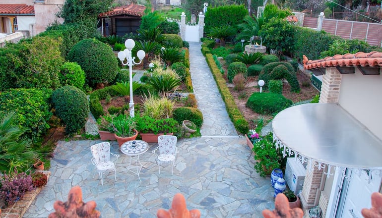 Natalie Apartments - Αρτέμιδα, Λούτσα