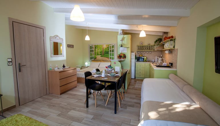 Natalie Apartments - Αρτέμιδα, Λούτσα