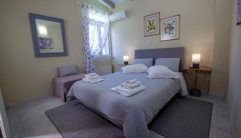 Natalie Apartments - Αρτέμιδα, Λούτσα
