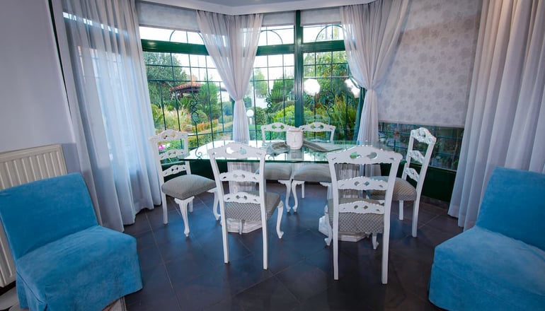 Natalie Apartments - Αρτέμιδα, Λούτσα