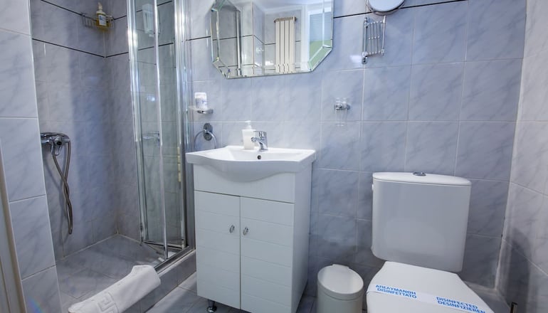 Natalie Apartments - Αρτέμιδα, Λούτσα
